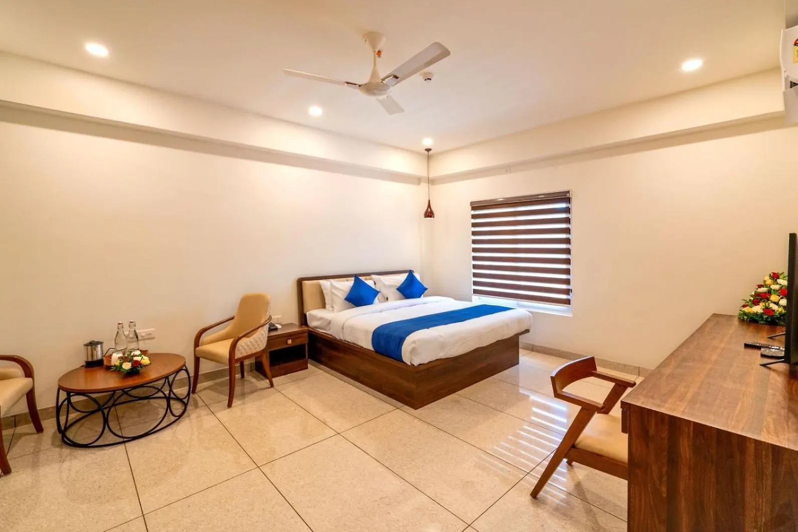 Kumbanad Heritage Hotel Vennikulam