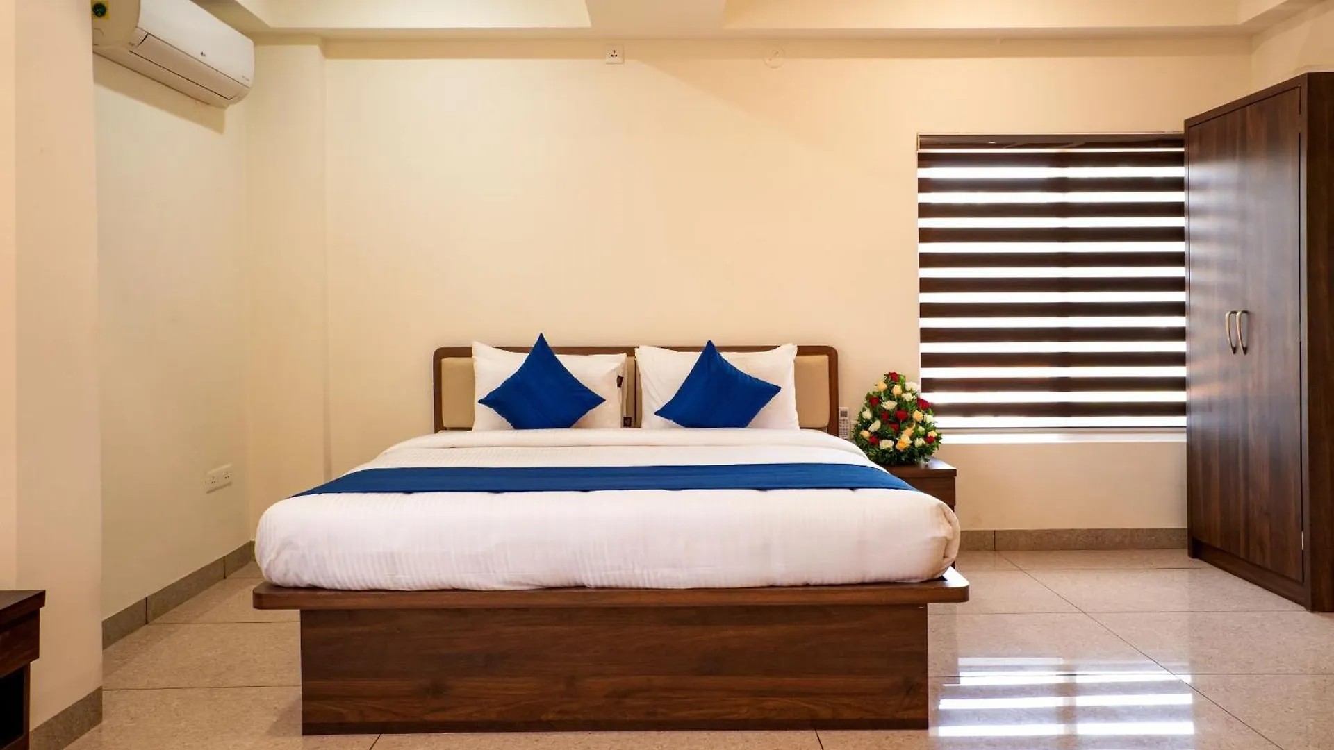 Kumbanad Heritage Hotel Vennikulam India